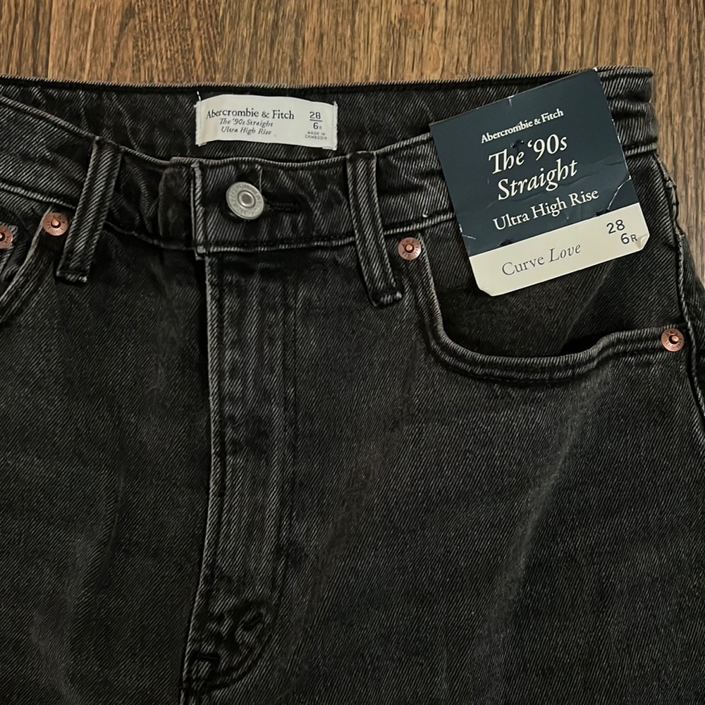 Abercrombie and Fitch 90s straight ultra high rise curve love